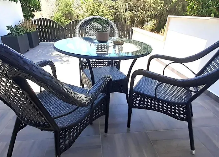 Queens Gardens Bliss