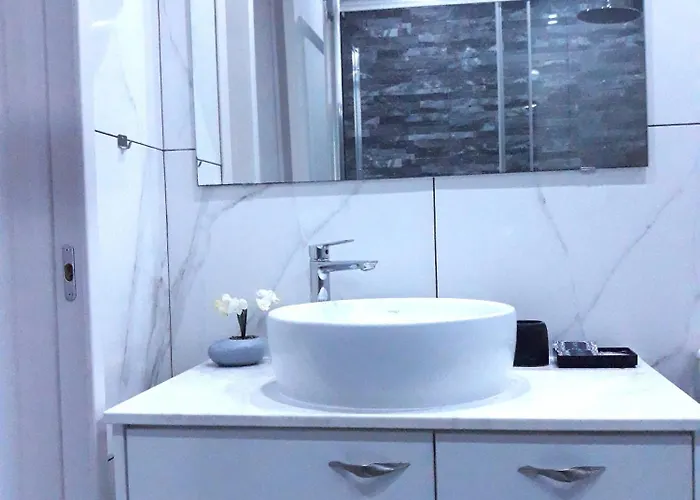 Queens Gardens Bliss Holiday home