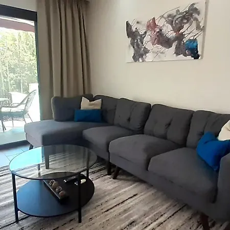 בית נופש Queens Gardens Bliss פאפוס