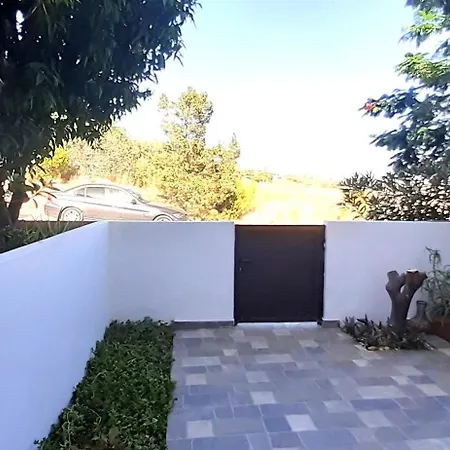 Queens Gardens Bliss בית נופש