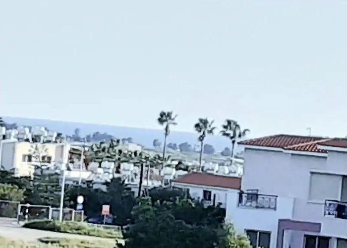 Queens Gardens Bliss *