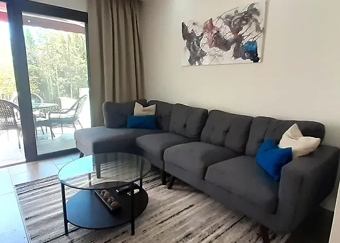 別荘 Queens Gardens Bliss パ フォス