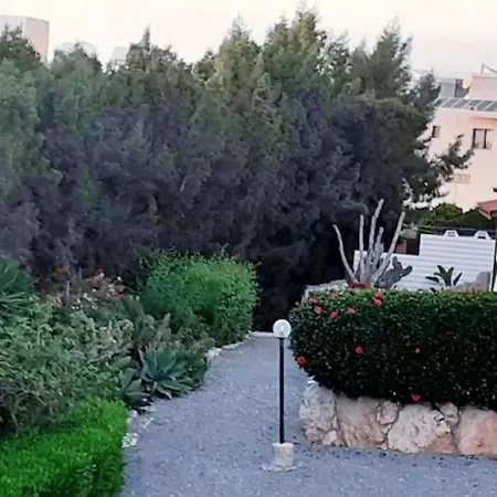 Ferienhaus Queens Gardens Bliss Paphos