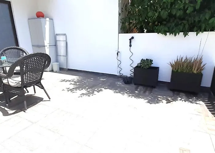 Queens Gardens Bliss Σπίτι διακοπών Πάφος